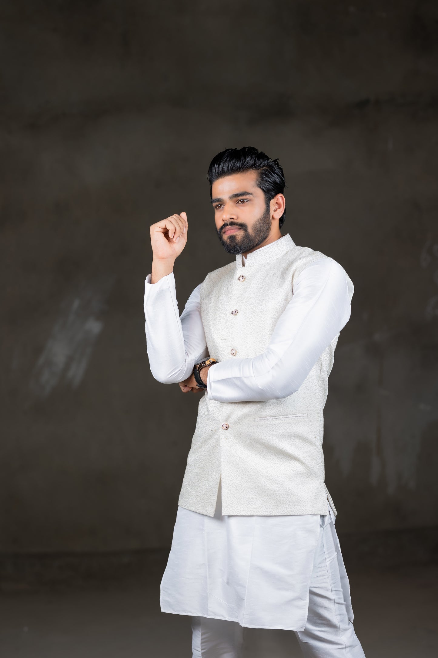 White kurtha set with modi jacket