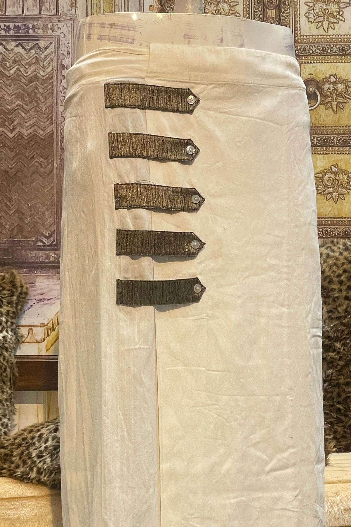 Easy-Wear RelaxFit White lungi