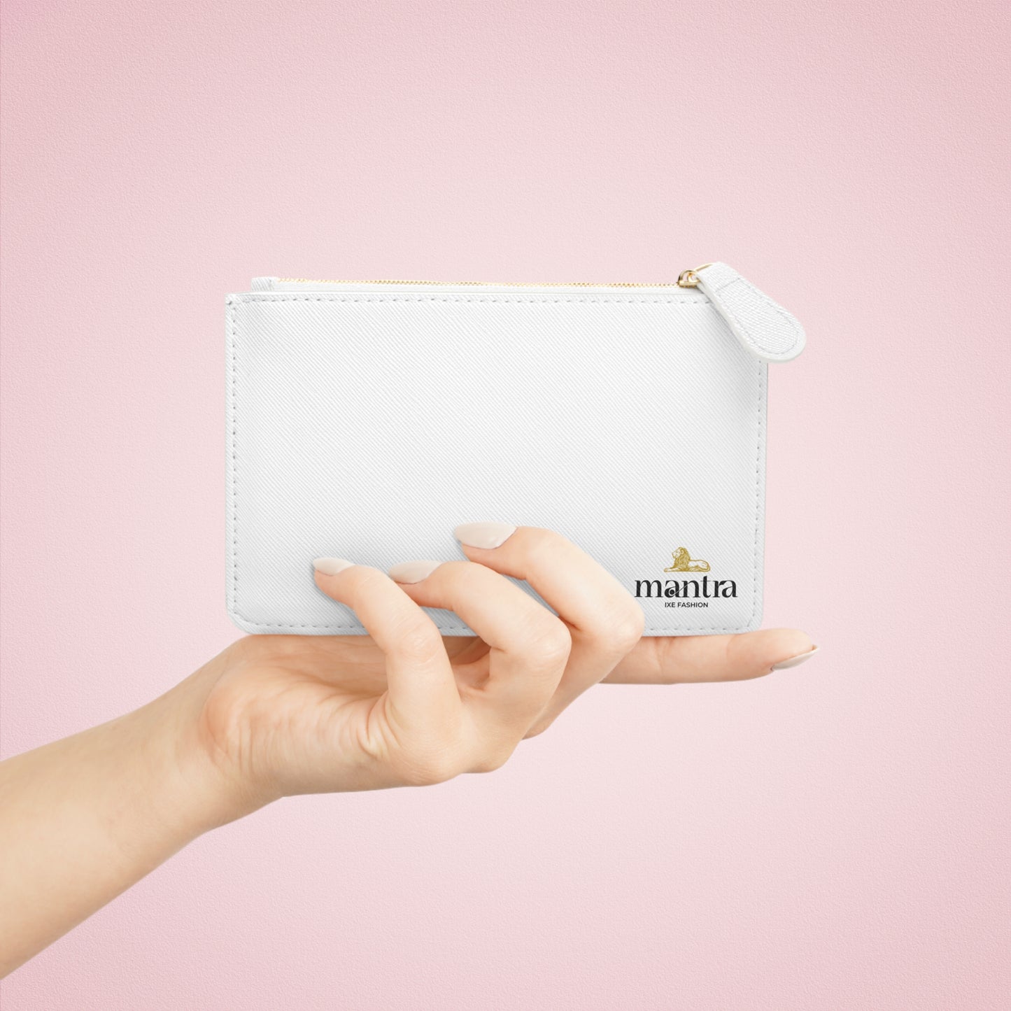 Chic Mini Clutch Bag - Stylish White Accessory with Lion Design