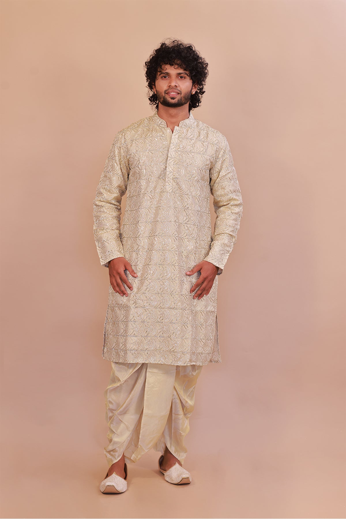 Chic Men’s Silk Cream Kurta Set Featuring Plain Kaccha & Shwal