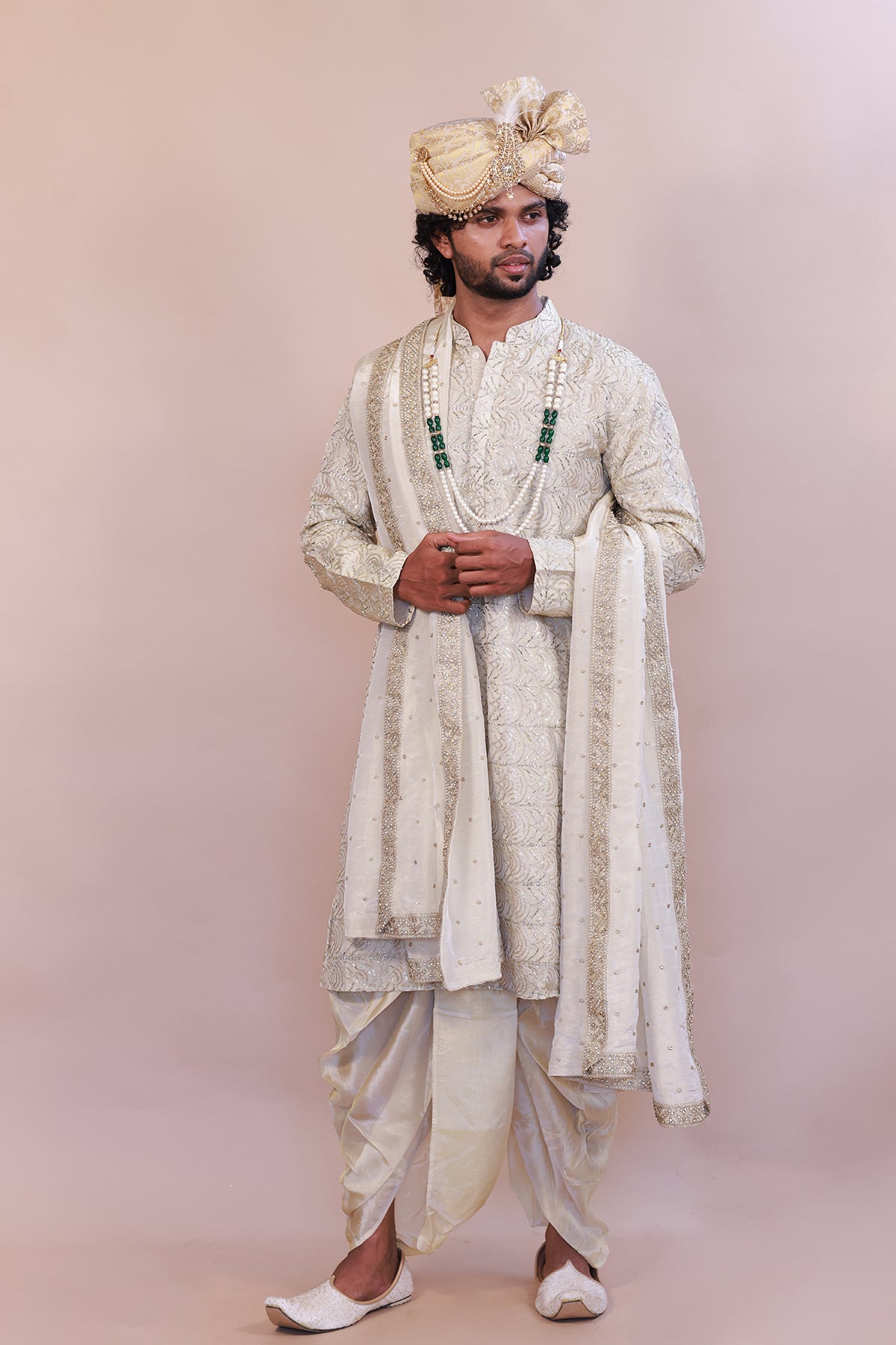 Chic Men’s Silk Cream Kurta Set Featuring Plain Kaccha & Shwal