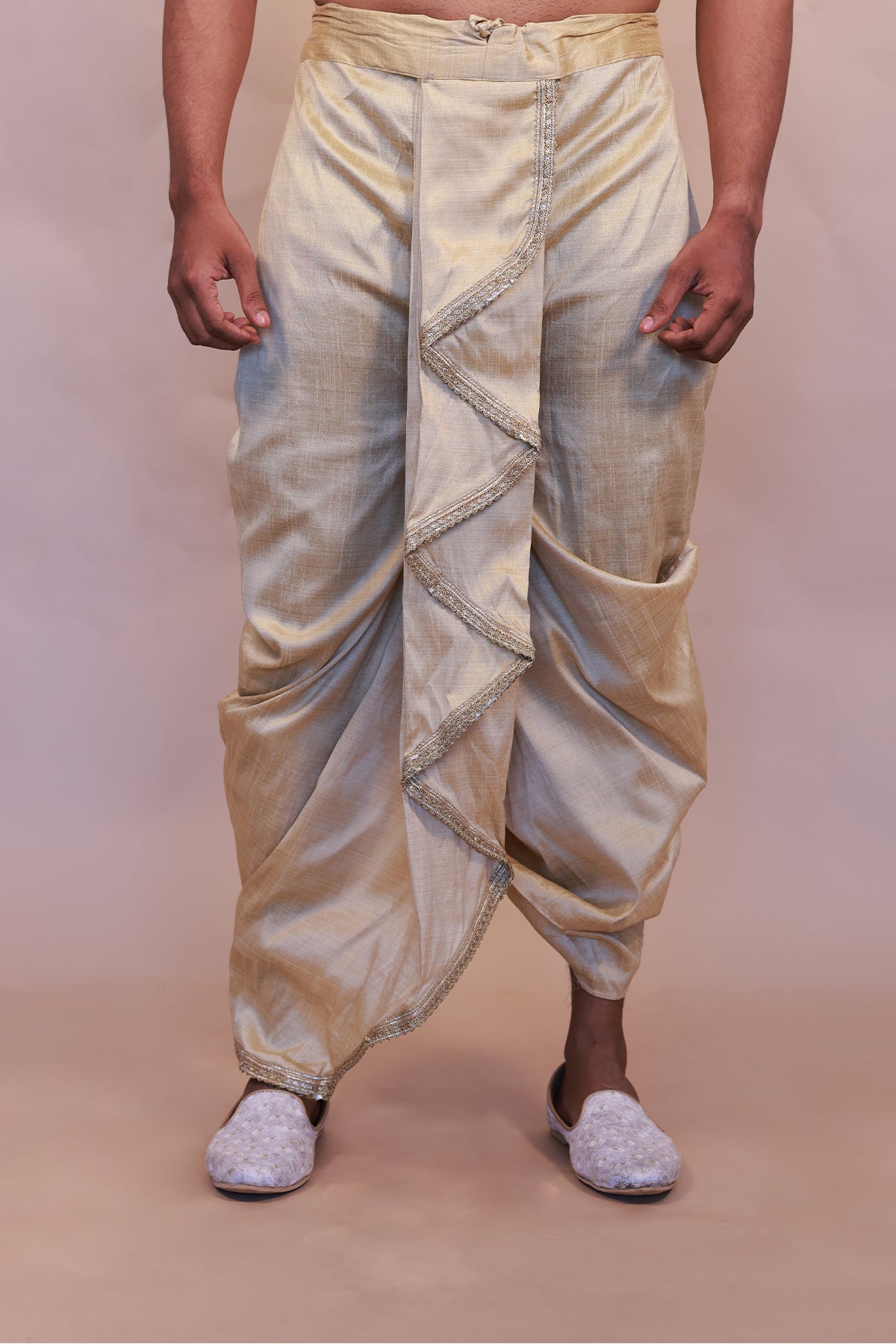 Traditional Gold Lace Shawl & Kaccha Pant Set – Exclusive Ethnic Wear