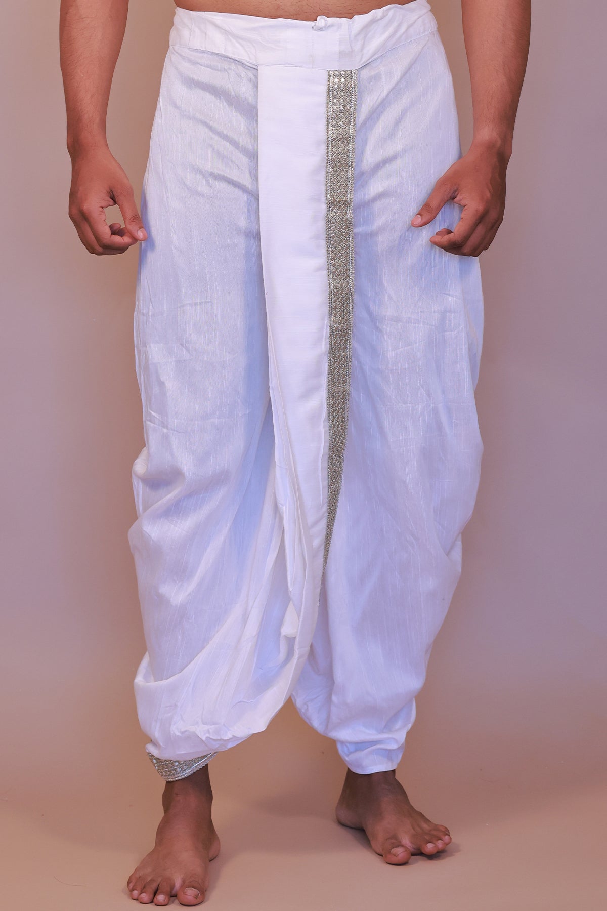 Traditional White Lace Shawl & Kaccha Pant Set – Exclusive Ethnic Wear