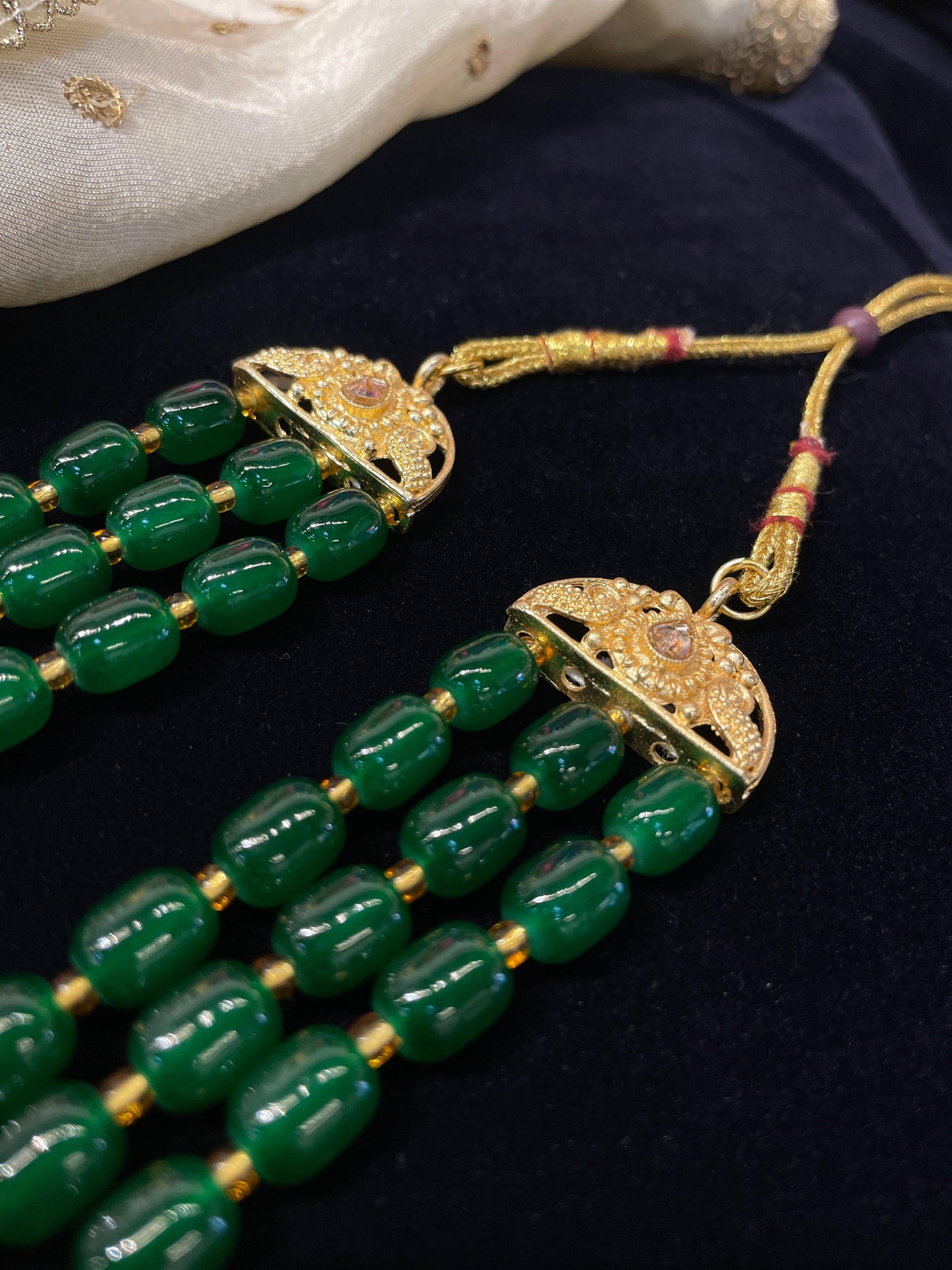 Elegant Green Gemstone Mala Necklace – Natural Stone Beaded Jewelry