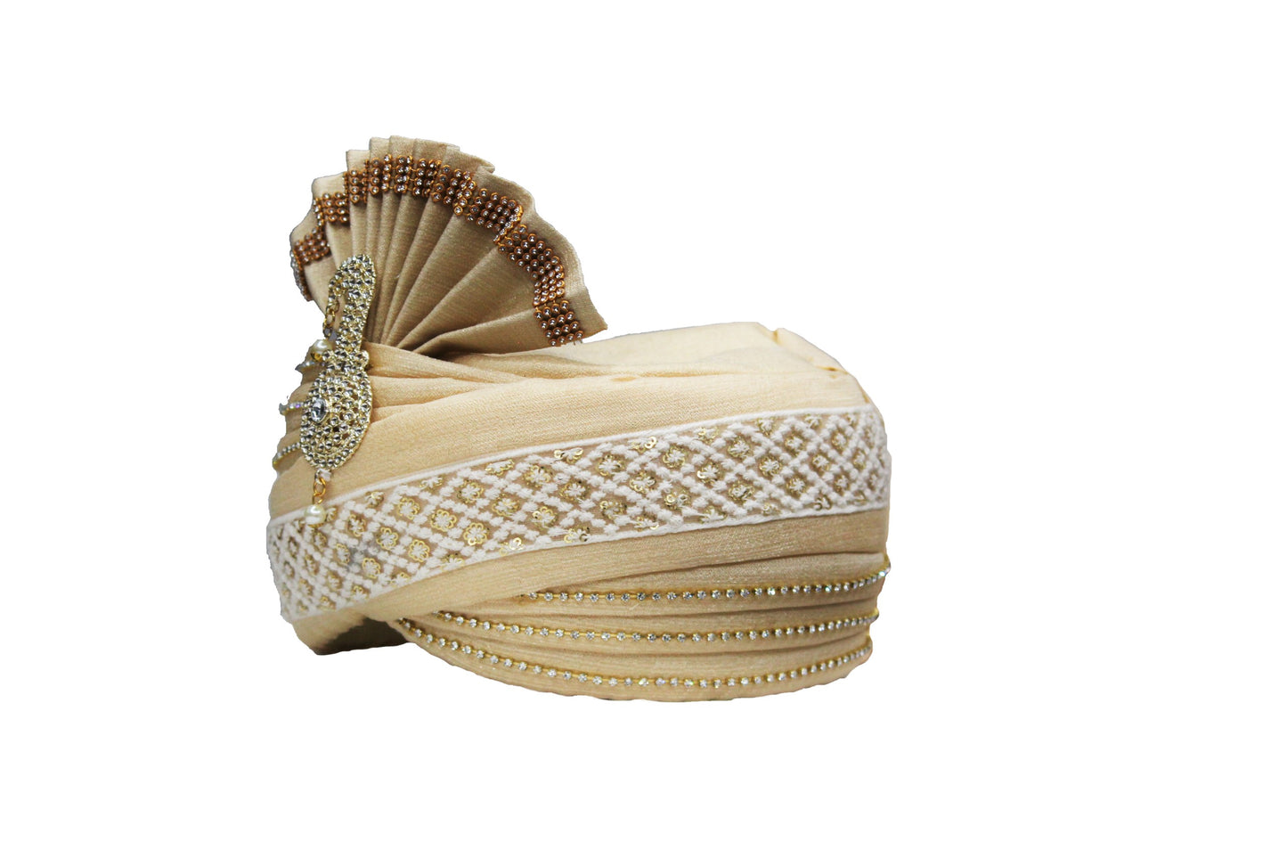 Cream Safa With Embroidered Border And Sarpech
