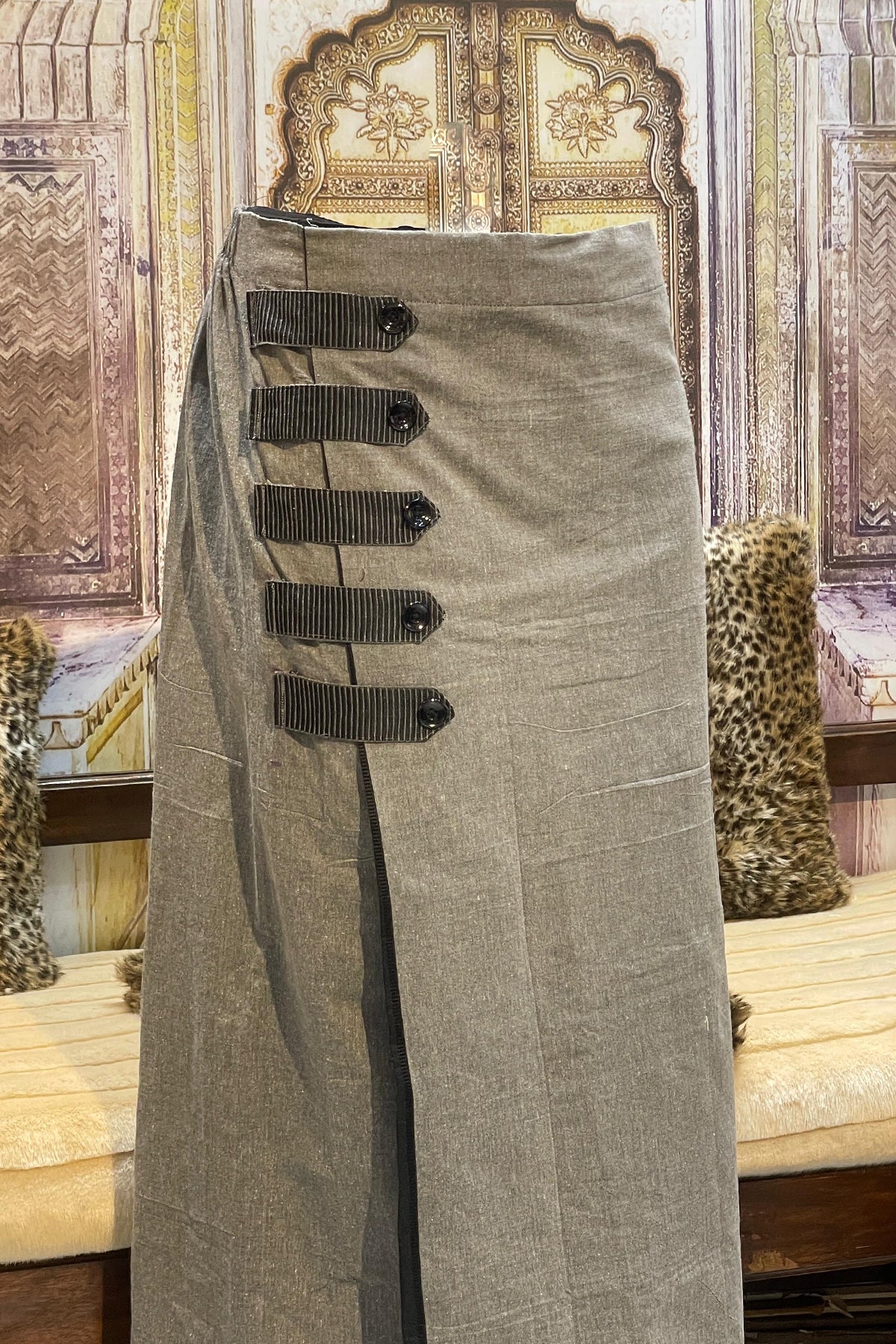 Grey lungi for men