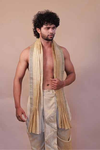 Traditional Gold Lace Shawl & Kaccha Pant Set – Exclusive Ethnic Wear