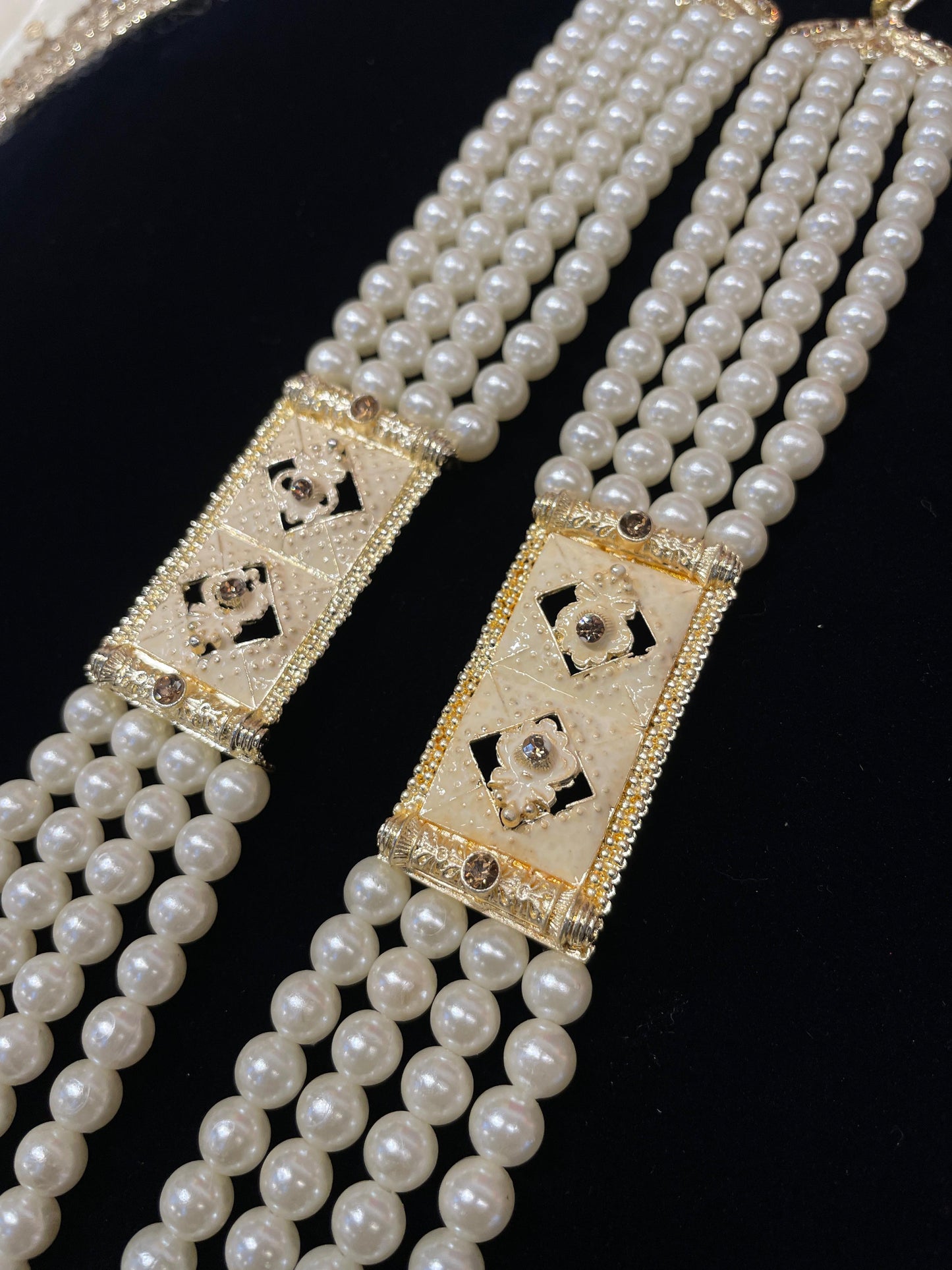 Elegant Multi-Strand White Pearl Mala – Luxury Layered Necklace